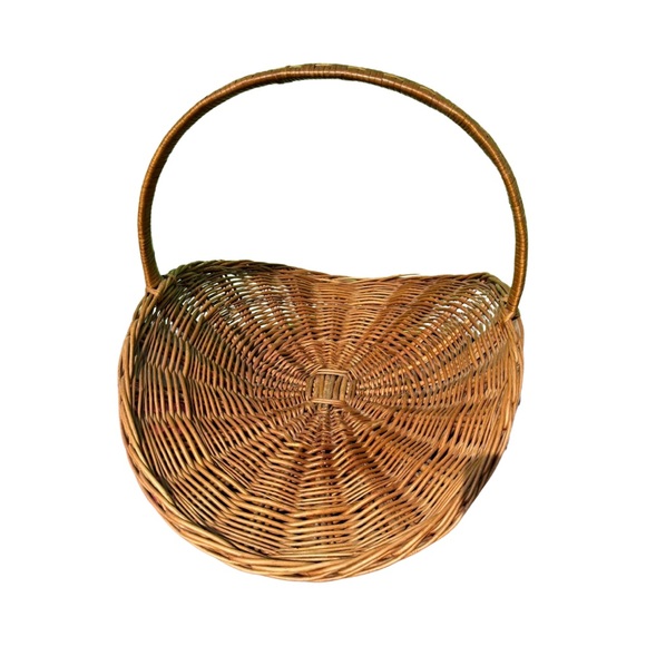 21” VINTAGE WICKER HANDLE BASKET - Picture 4 of 4